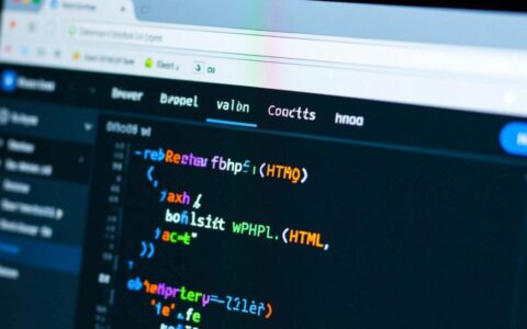 PHP报错为何不显示错误信息而是自动下载文件，怎么解决？