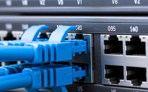 CentOS防火墙开启9001端口后还是不通怎么办？