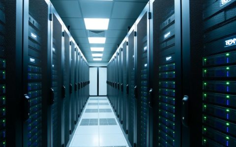 武科大服务器登录不上去了，是网络问题还是服务器又崩了？