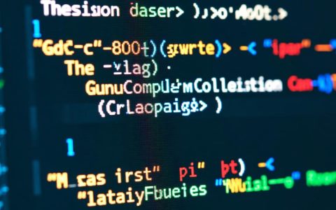 Linux下gcc编译C程序报错一大堆，新手该如何快速定位并解决问题？
