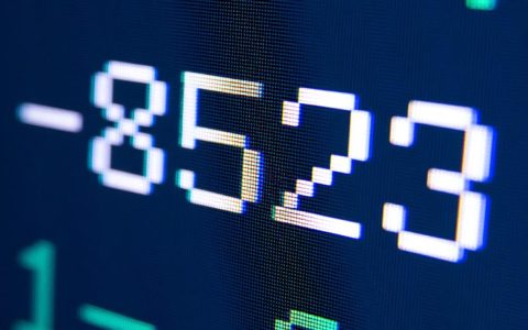 MATLAB启动报错8523是什么原因，要如何解决才能正常使用？