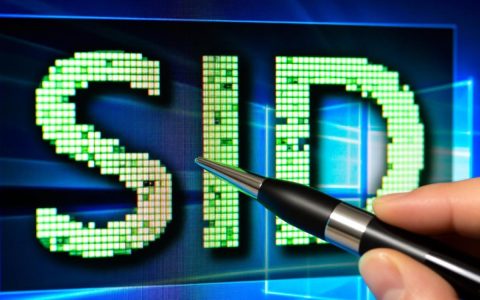 如何查询服务器SID来解决克隆或权限冲突问题？