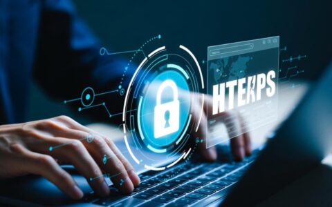 CentOS下Tomcat如何配置SSL证书才能成功启用HTTPS？