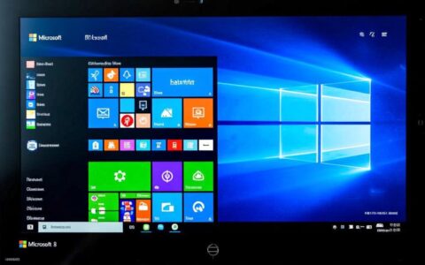 Win8系统突然打不出中文汉字,切换输入法也失灵了怎么办?