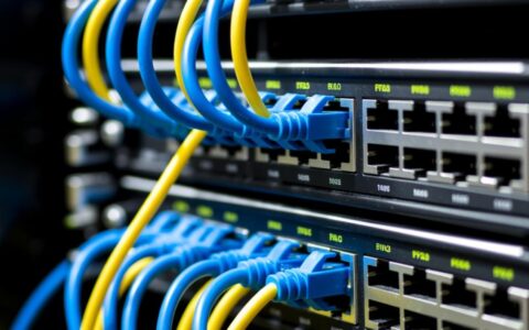 CentOS怎么配公网网关，实现内网机器上网？