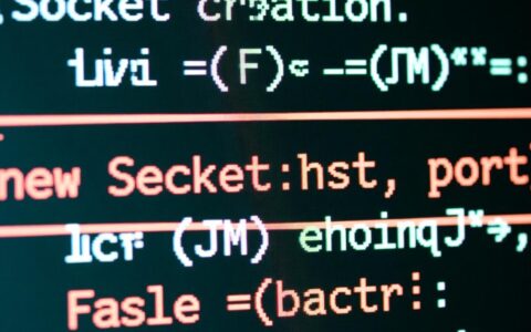 为什么Java代码创建Socket总是报连接失败错误？