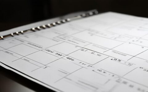 如何在ASP日历中实现周数显示功能？