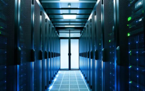 服务器情况解析，如何实时监控服务器运行状态与性能瓶颈？