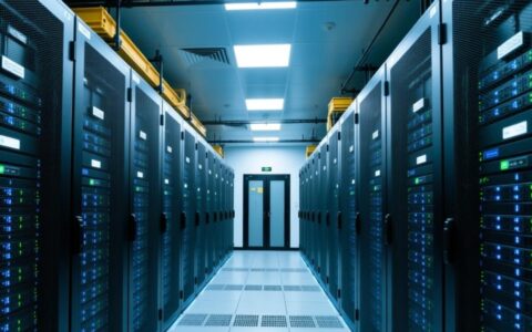 成都全景服务器哪家好？价格和配置怎么选？