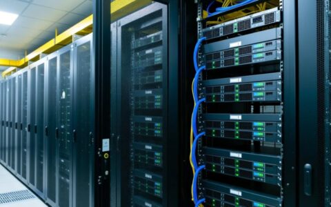 承德服务器机柜哪家好？尺寸价格如何选？