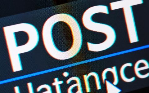拦截器中如何获取POST请求数据并操作数据库？