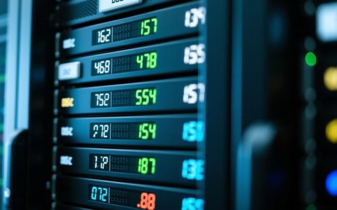 db2如何实时查看当前数据库连接数及详细连接信息？