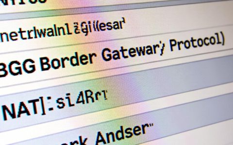 CentOS BGP NAT配置中，如何实现高效稳定的网络访问？