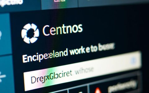 CentOS系统如何完全退出屏保状态？解决屏保锁定问题方法揭秘！